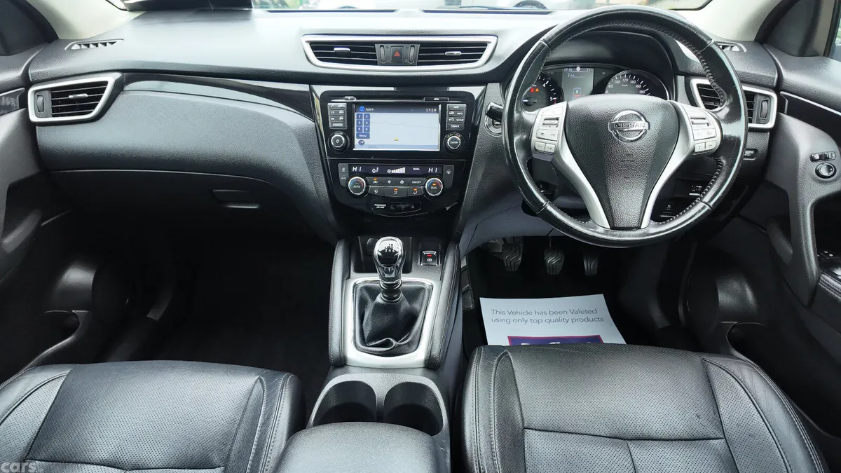 Nissan Qashqai SUV, Diesel, 2017, Brown