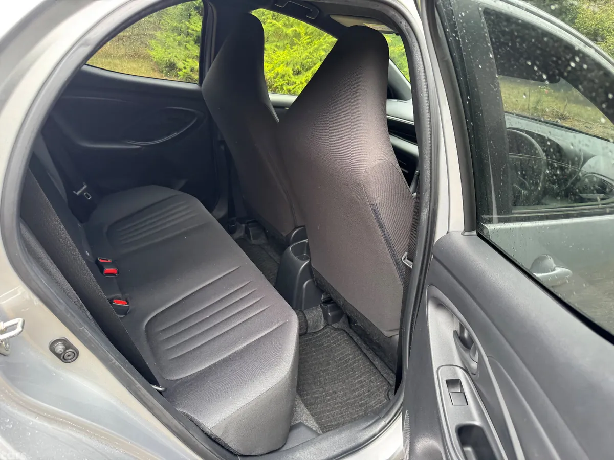Toyota Yaris Hatchback, Petrol, 2023, Silver