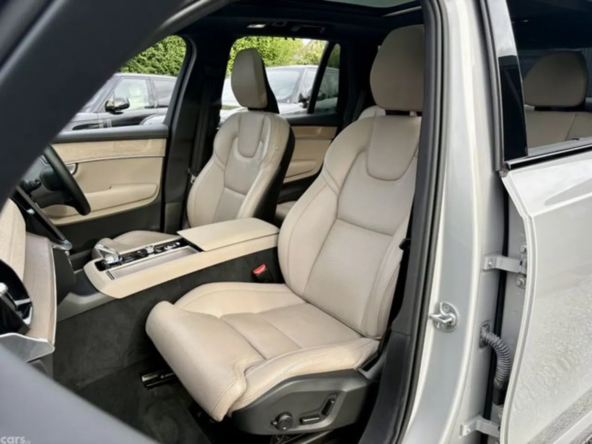 Volvo XC90 SUV, Petrol Hybrid, 2025, Silver