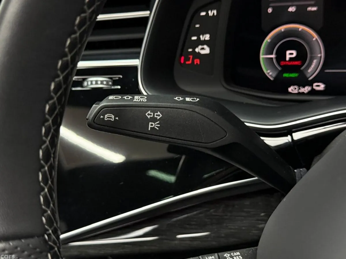 Audi Q7 SUV, Petrol Plug-in Hybrid, 2025, Grey