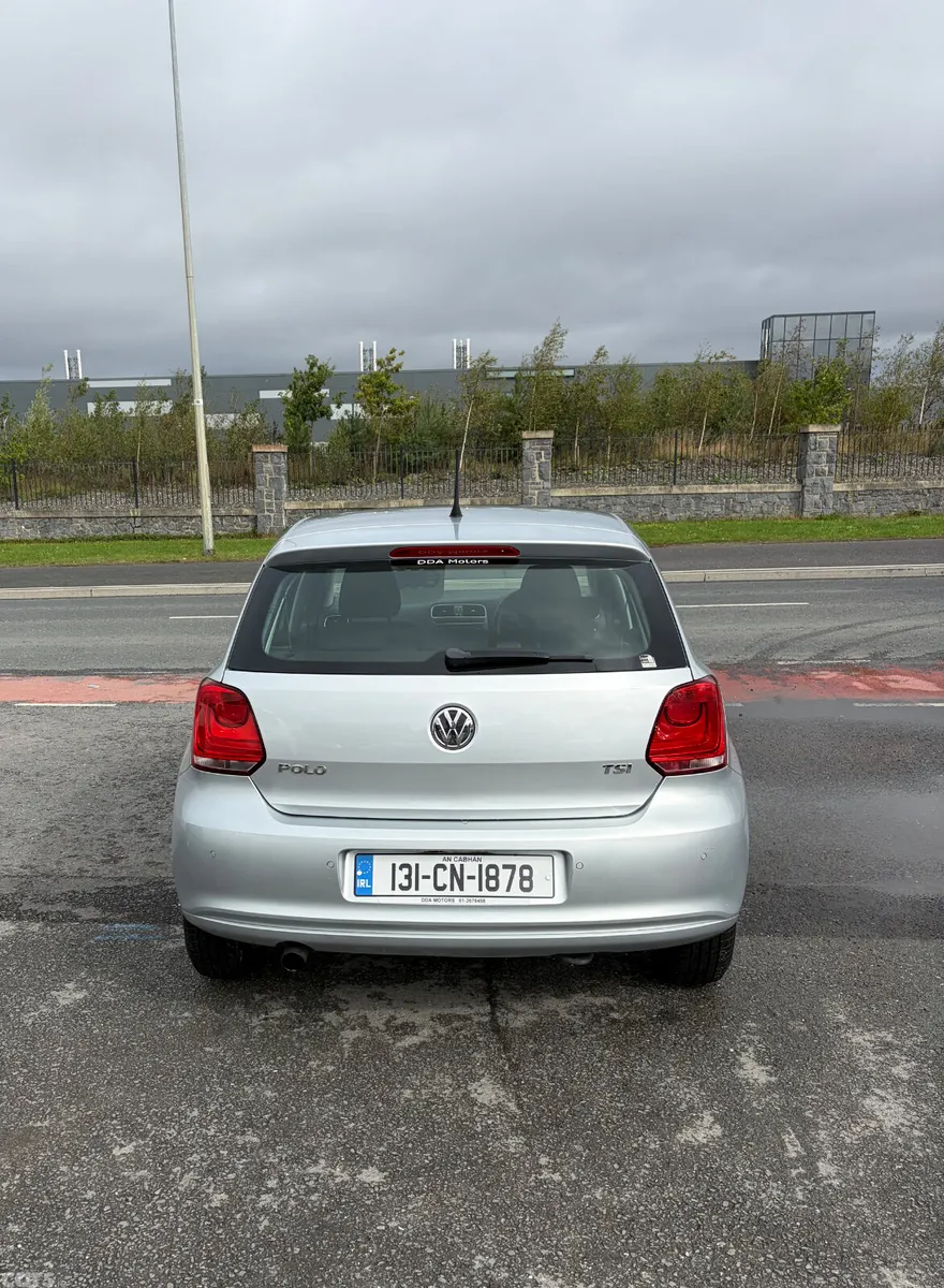 Volkswagen Polo Hatchback, Petrol, 2013, Silver