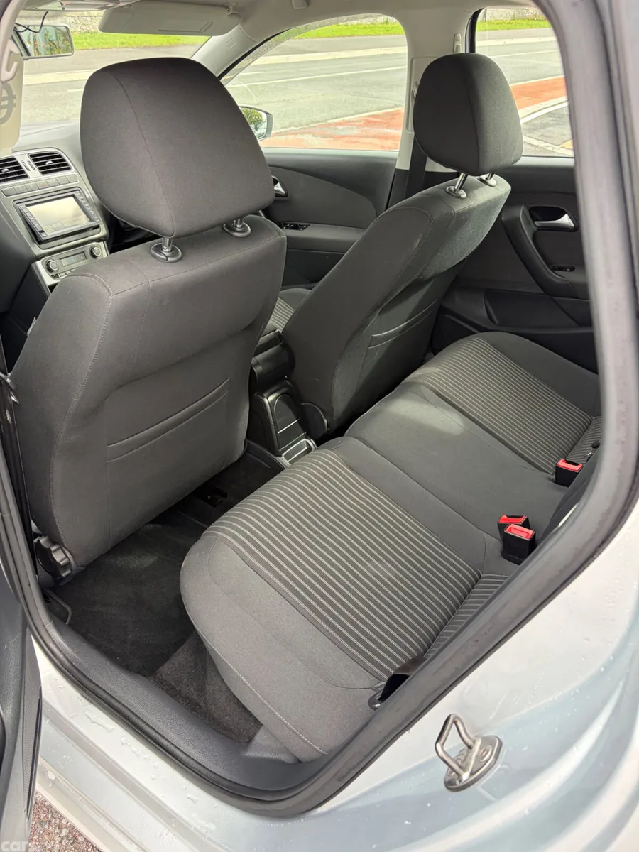 Volkswagen Polo Hatchback, Petrol, 2013, Silver