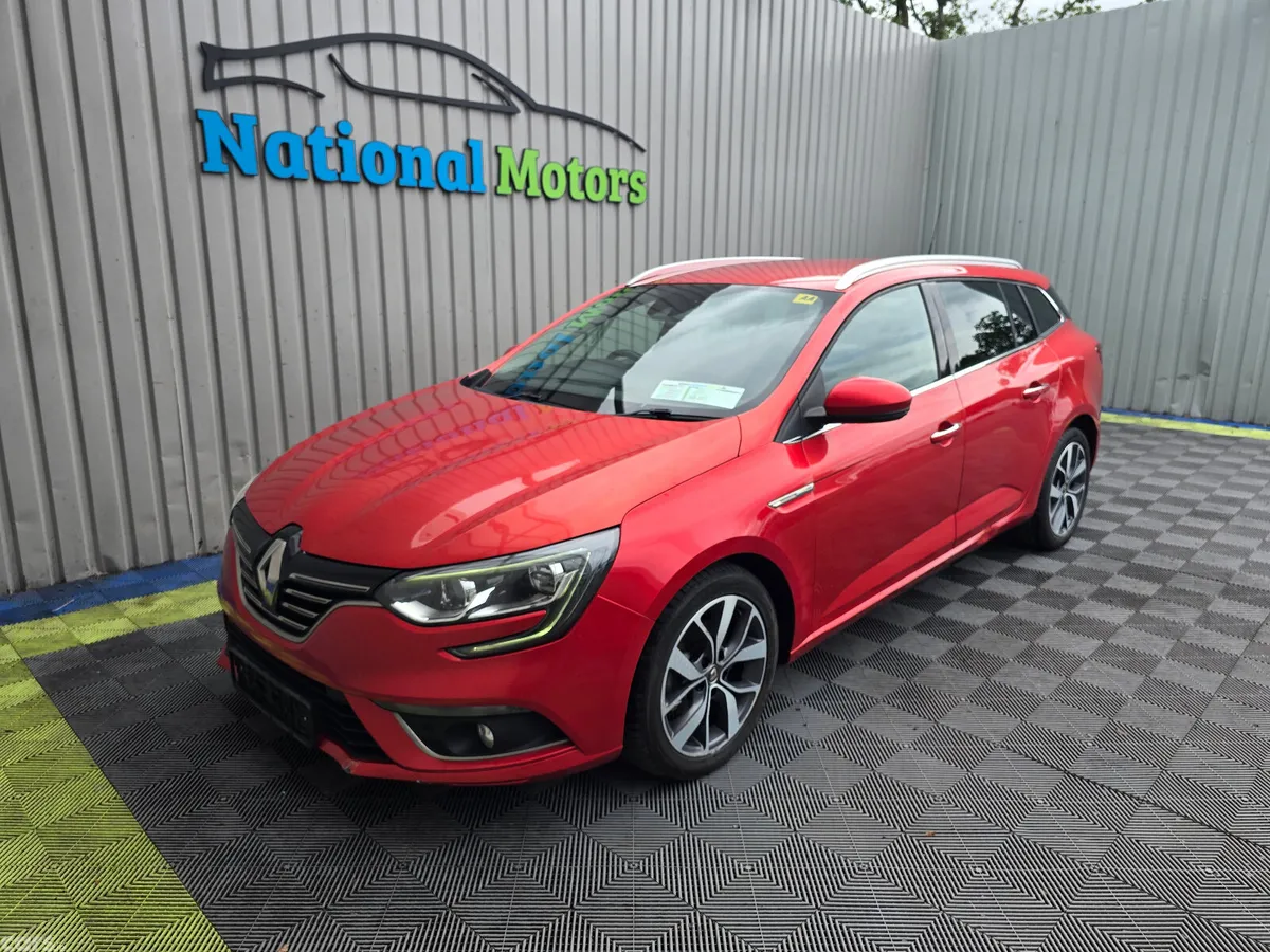 Renault Megane Estate, Diesel, 2018, Red