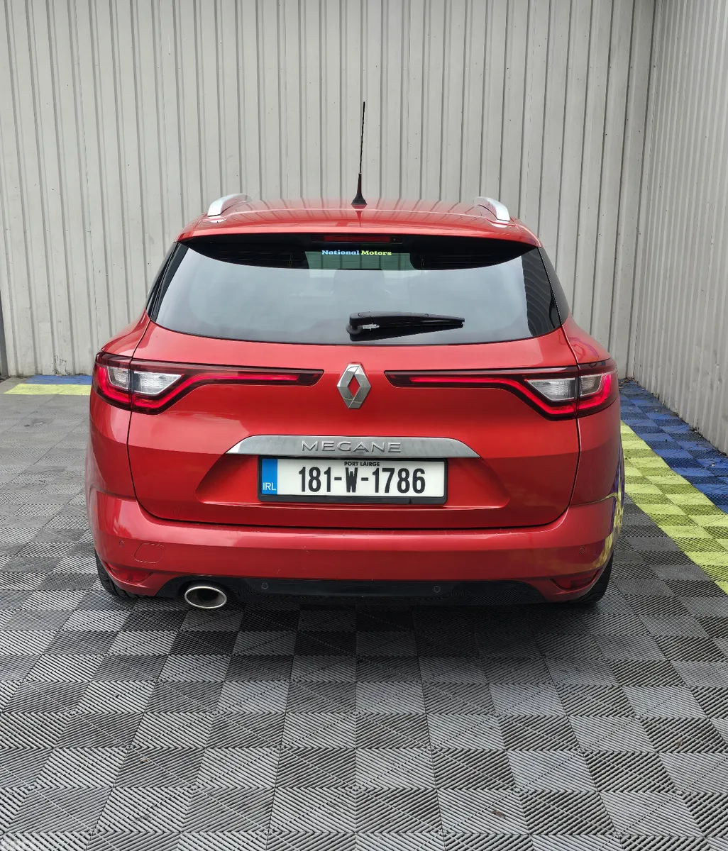 Renault Megane Estate, Diesel, 2018, Red