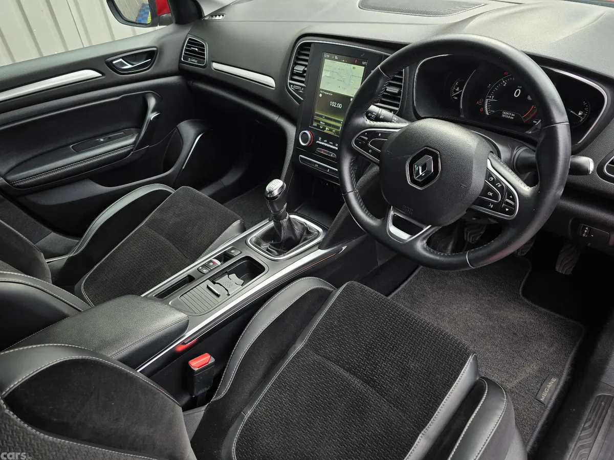 Renault Megane Estate, Diesel, 2018, Red