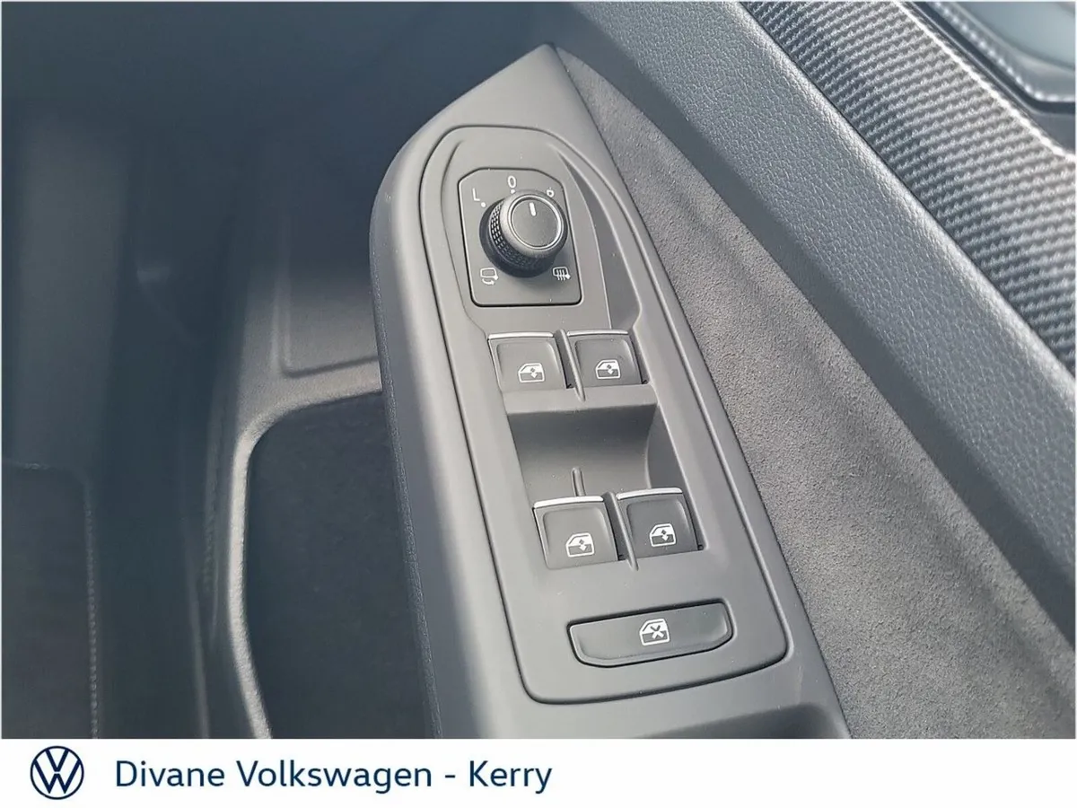 Volkswagen Golf Hatchback, Diesel, 2027, White