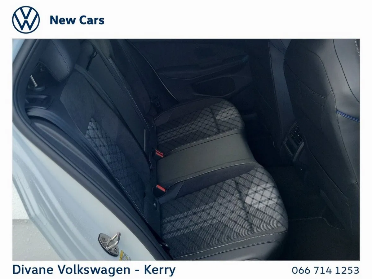 Volkswagen Golf Hatchback, Diesel, 2027, White