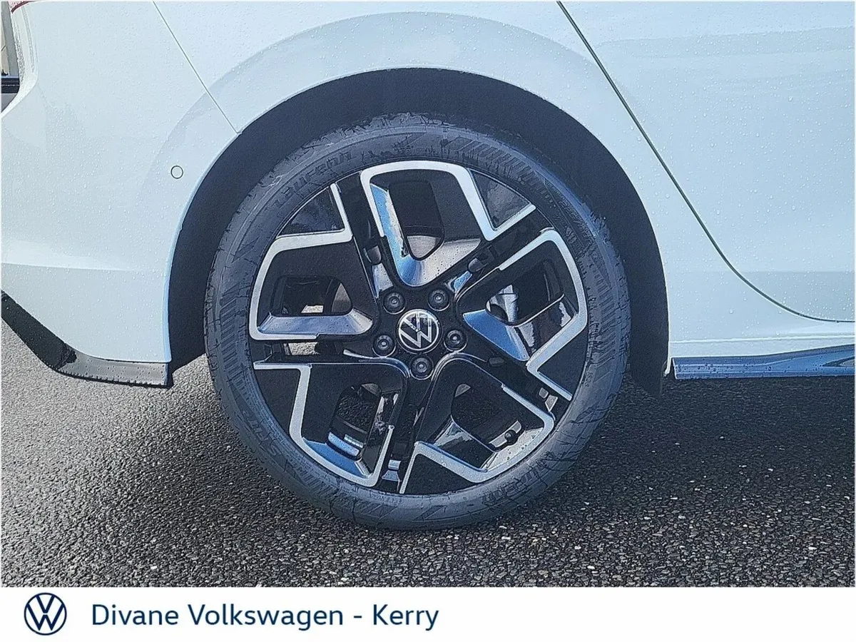 Volkswagen Golf Hatchback, Diesel, 2027, White