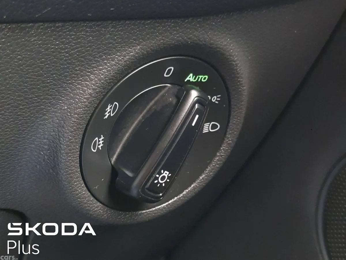 Skoda Kodiaq MPV, Diesel, 2023, Silver
