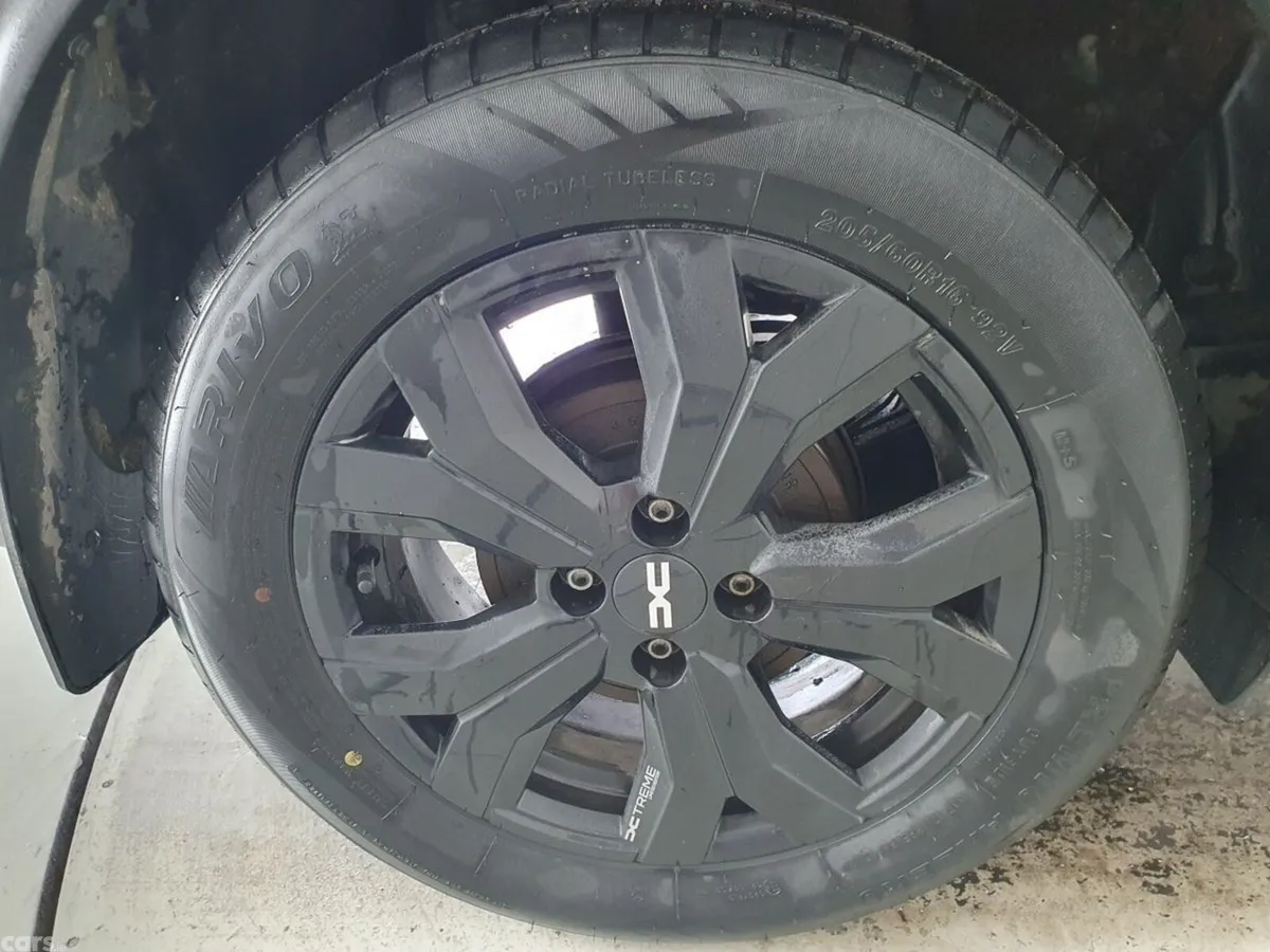 Dacia Jogger MPV, Petrol, 2023, Grey