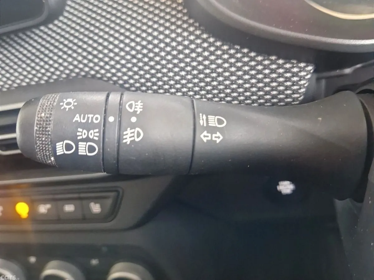 Dacia Jogger MPV, Petrol, 2023, Grey