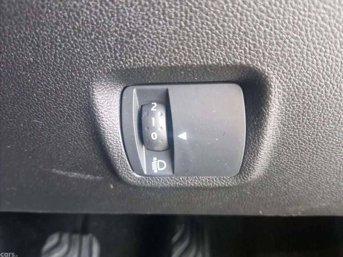 Dacia Jogger MPV, Petrol, 2023, Grey
