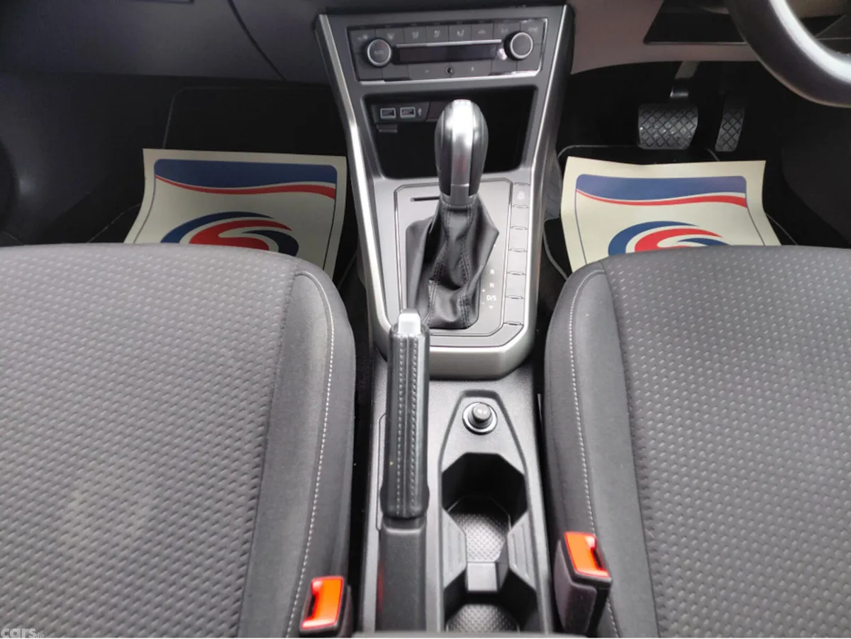 Volkswagen Polo Hatchback, Petrol, 2019, White