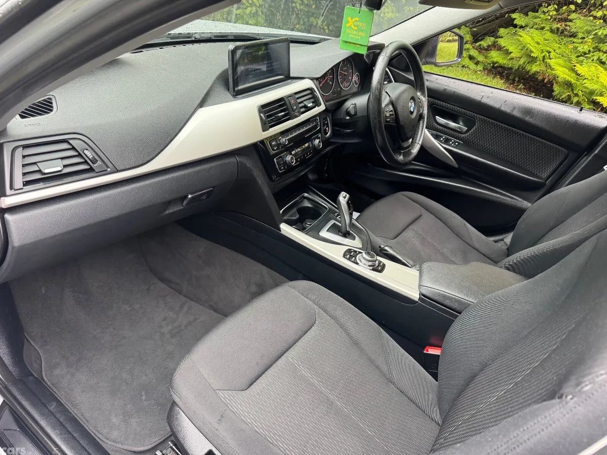 BMW 3-Series Saloon, Diesel, 2017, Silver
