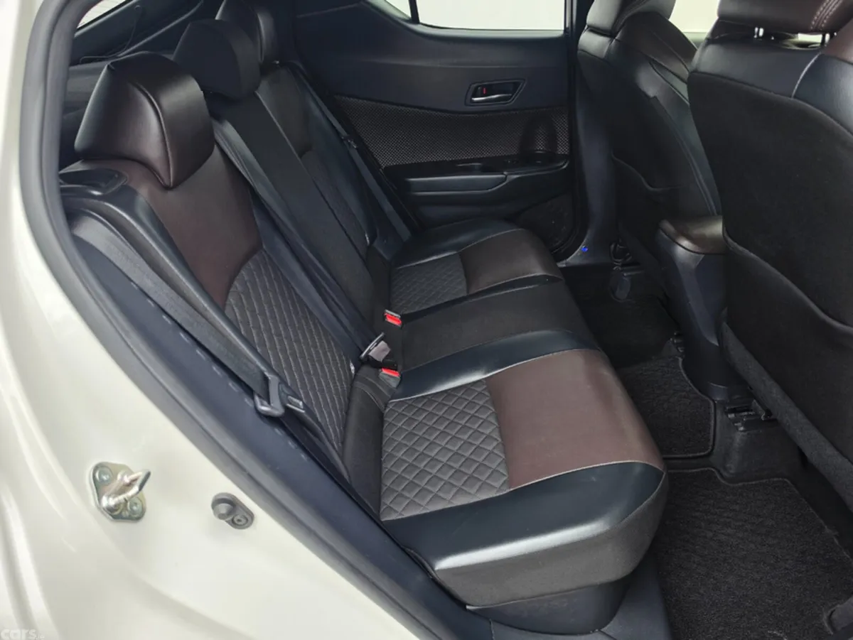 Toyota C-HR Hatchback, Petrol Hybrid, 2018, White