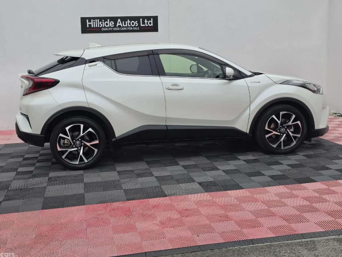 Toyota C-HR Hatchback, Petrol Hybrid, 2018, White