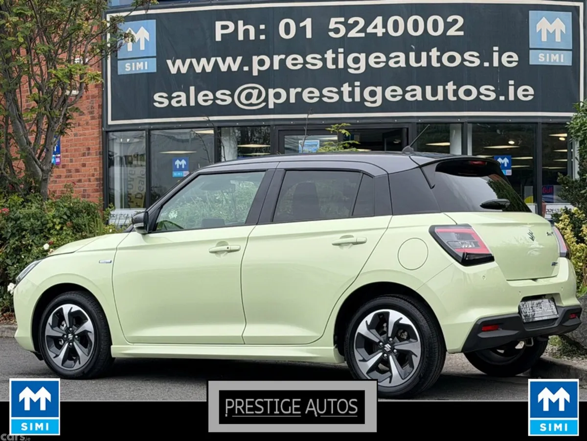 Suzuki Swift Hatchback, Petrol Hybrid, 2024, Green