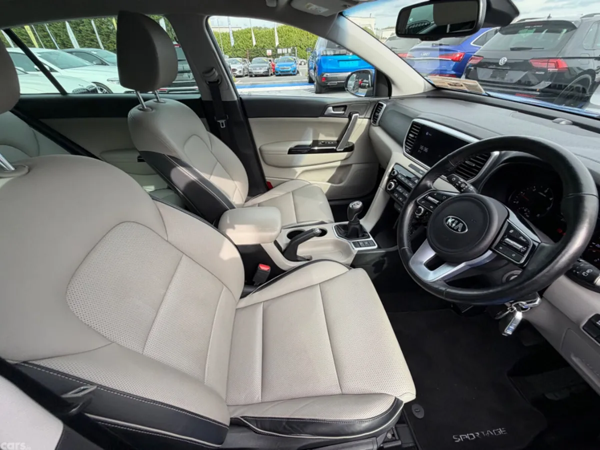 Kia Sportage SUV, Diesel, 2021, Blue