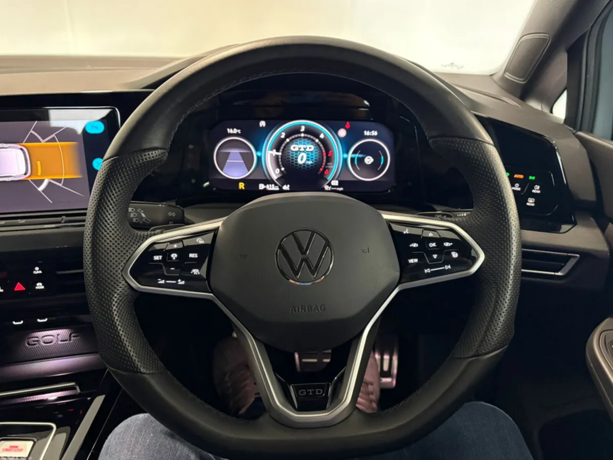 Volkswagen Golf Hatchback, Diesel, 2023, Grey