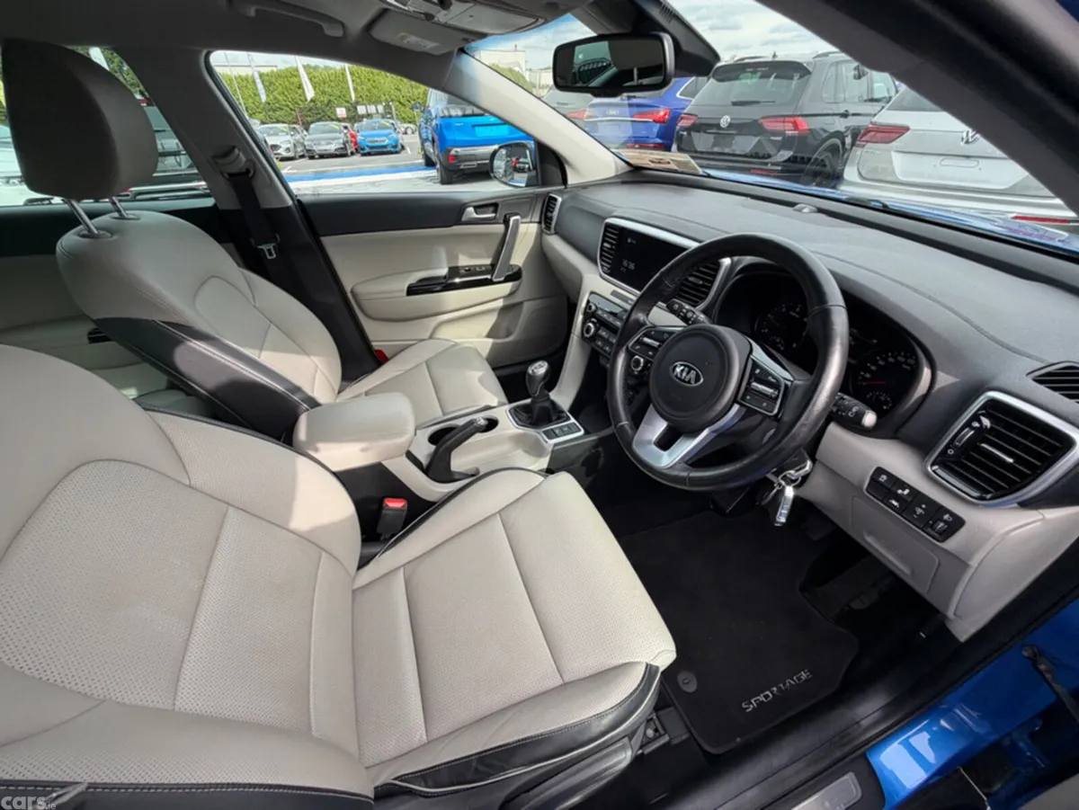 Kia Sportage SUV, Diesel, 2021, Blue