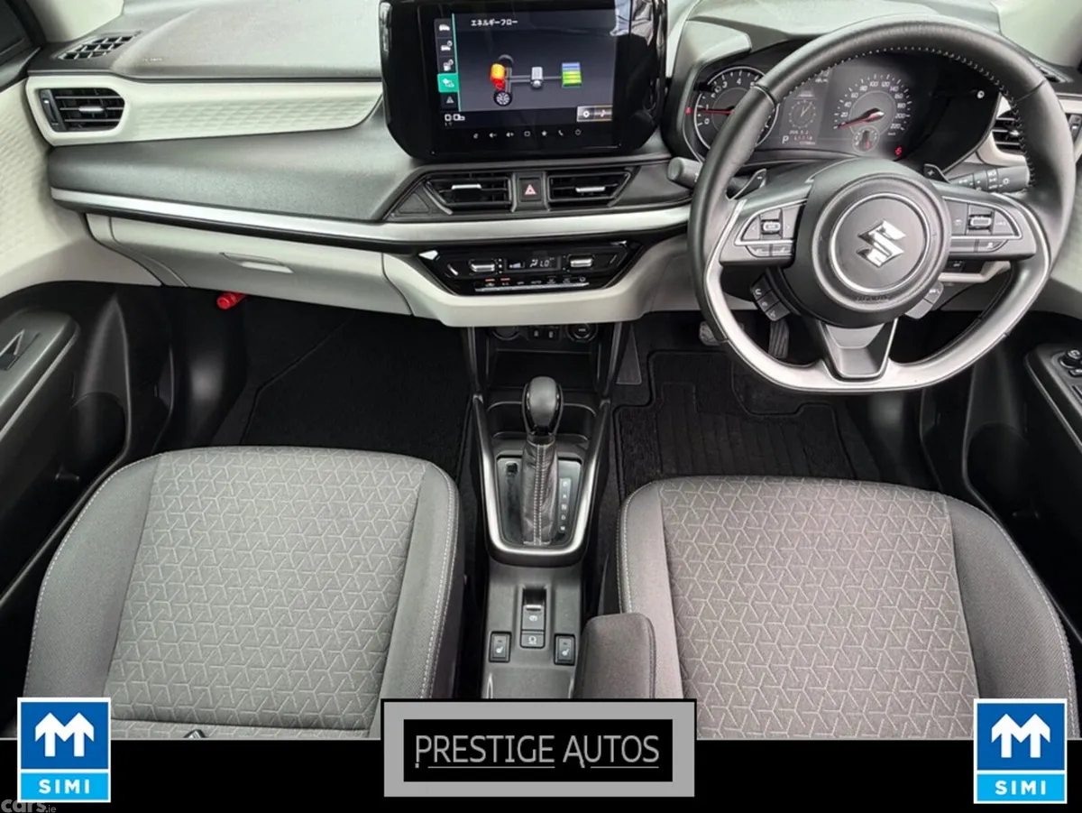 Suzuki Swift Hatchback, Petrol Hybrid, 2024, Green