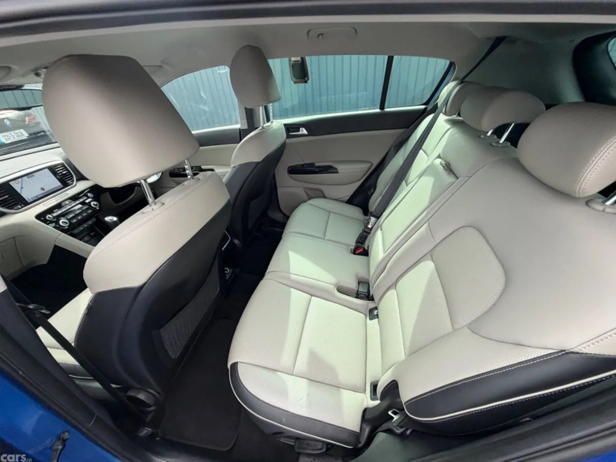Kia Sportage SUV, Diesel, 2021, Blue