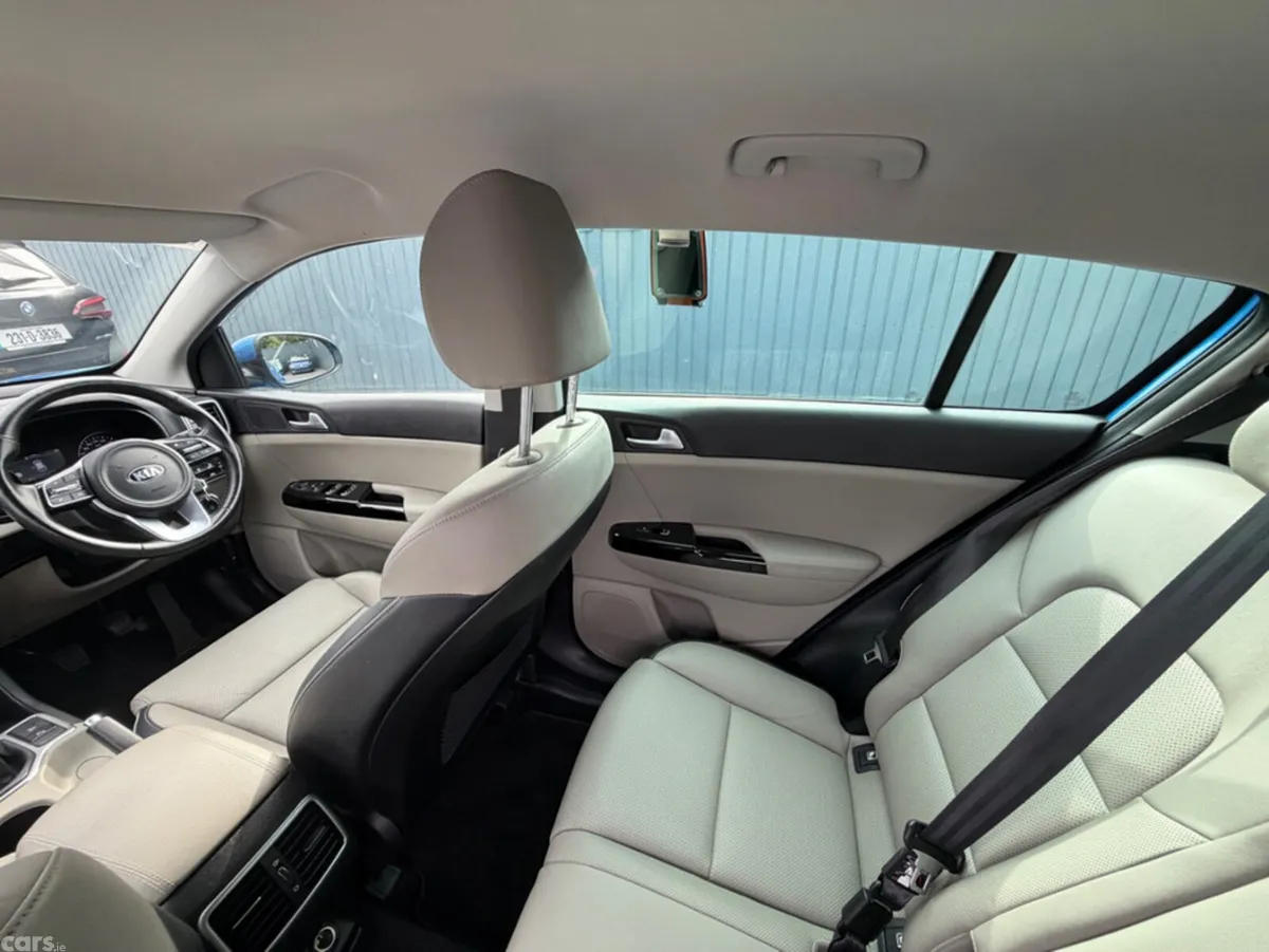 Kia Sportage SUV, Diesel, 2021, Blue