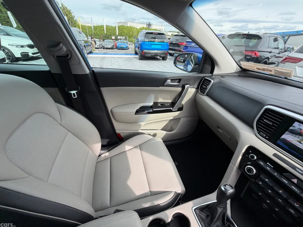 Kia Sportage SUV, Diesel, 2021, Blue