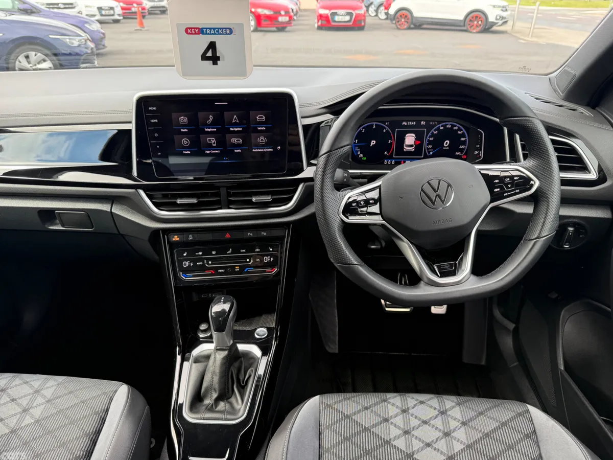 Volkswagen T-Roc SUV, Diesel, 2023, Black