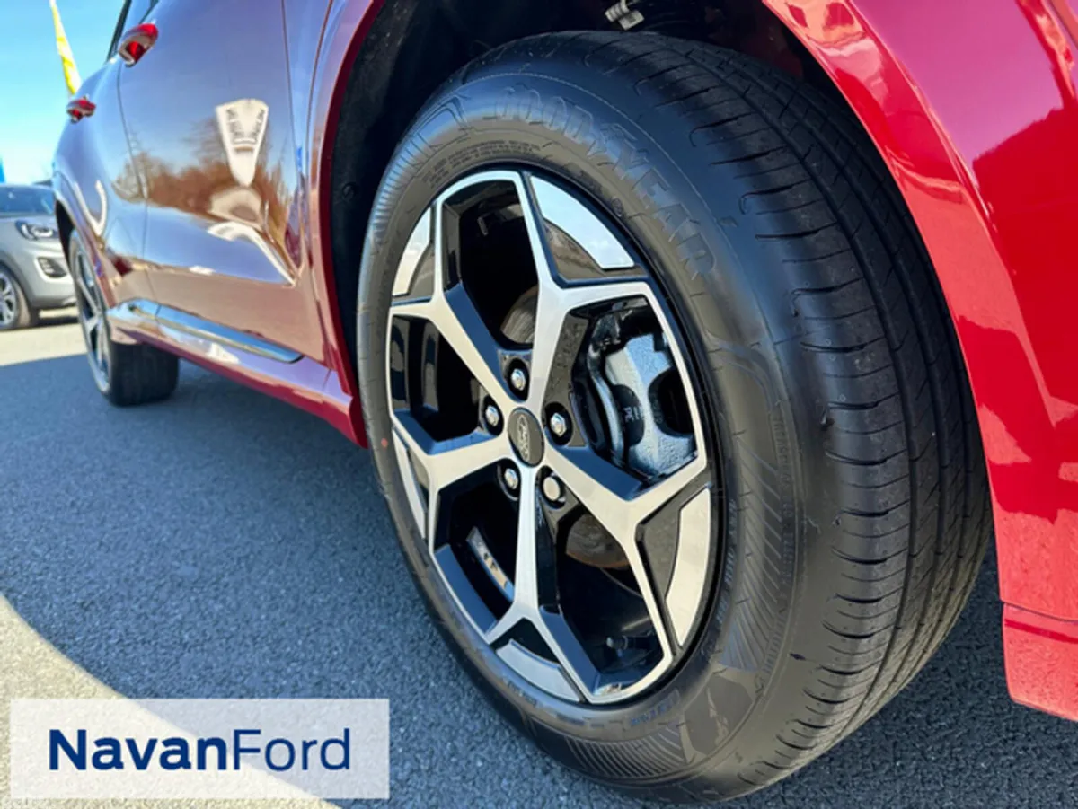 Ford Puma SUV, Petrol Hybrid, 2027, Red