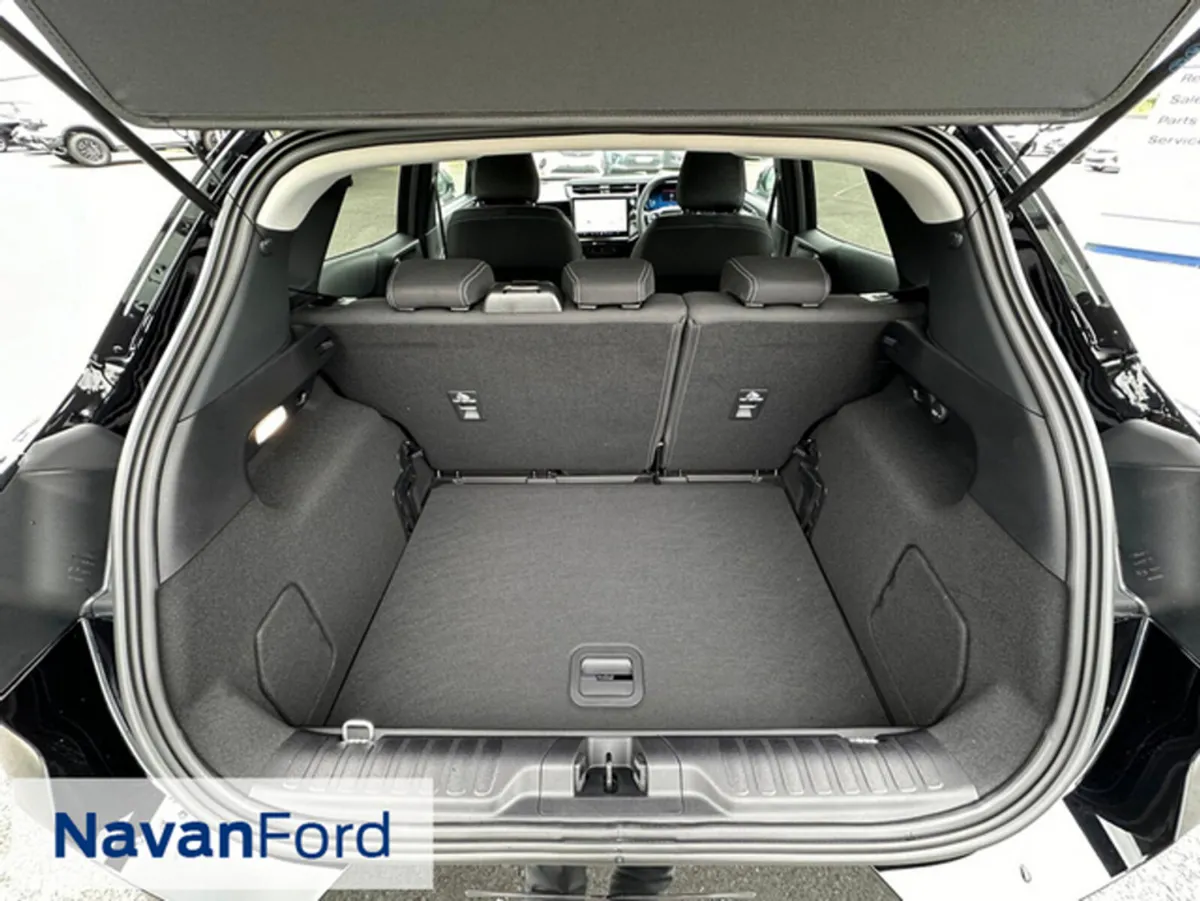 Ford Puma SUV, Petrol Hybrid, 2027, Black