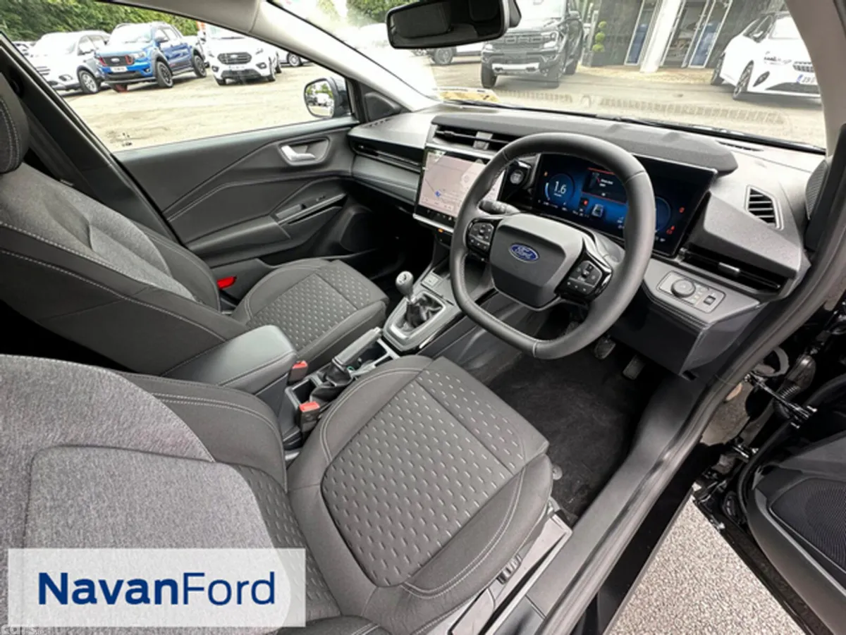Ford Puma SUV, Petrol Hybrid, 2027, Black