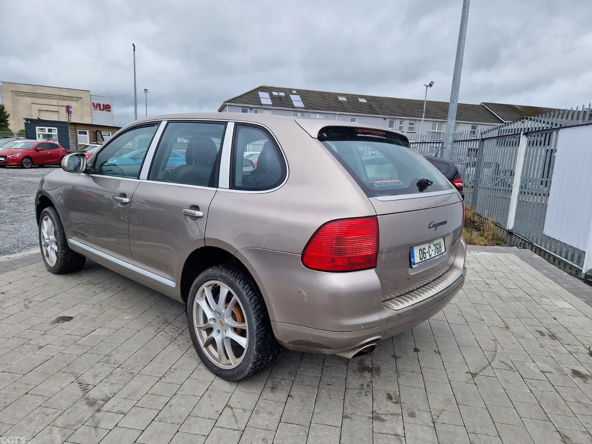 Porsche Cayenne SUV, Petrol, 2006, Beige