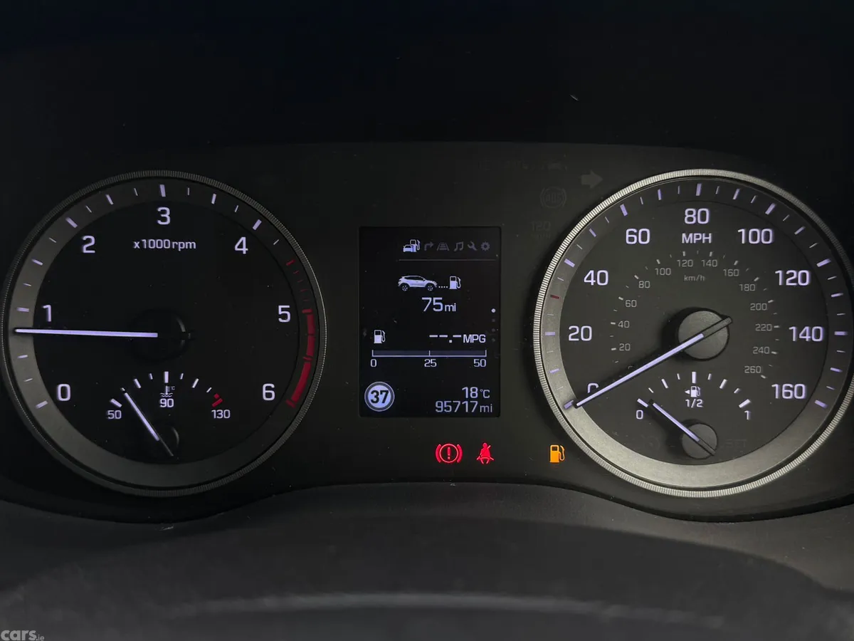 Hyundai Tucson SUV, Diesel, 2017, Gold