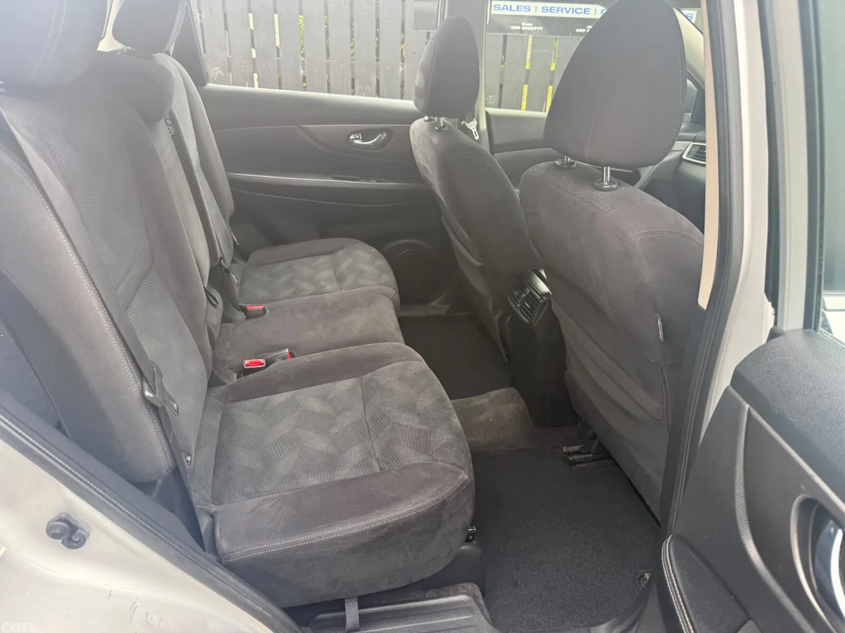Nissan X-Trail SUV, Diesel, 2016, Silver