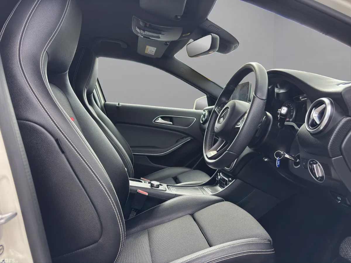 Mercedes-Benz A-Class Hatchback, Petrol, 2017, White