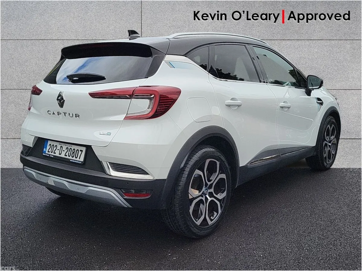 Renault Captur Hatchback, Petrol Plug-in Hybrid, 2020, White