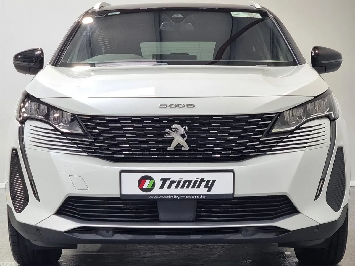 Peugeot 5008 MPV, Diesel, 2024, White
