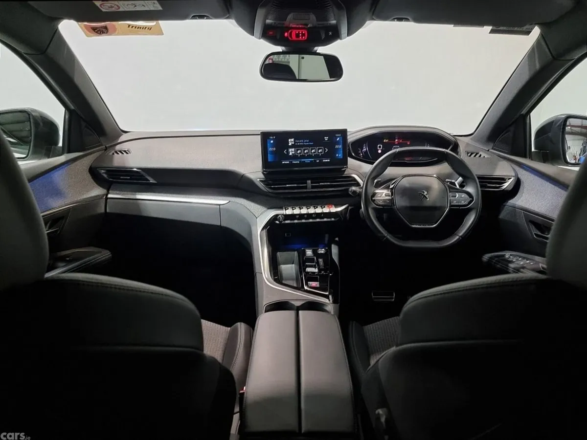 Peugeot 5008 MPV, Diesel, 2024, White
