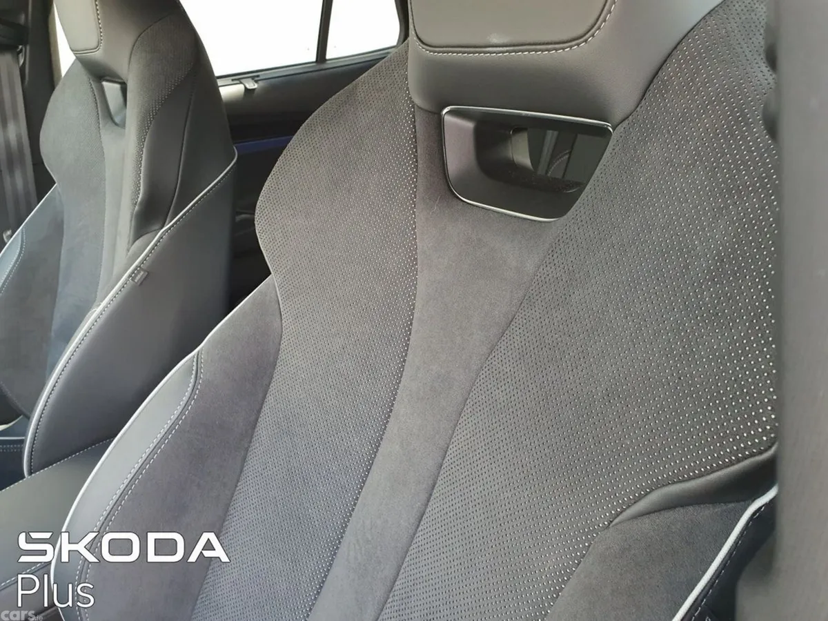 Skoda Enyaq SUV, Electric, 2025, Green