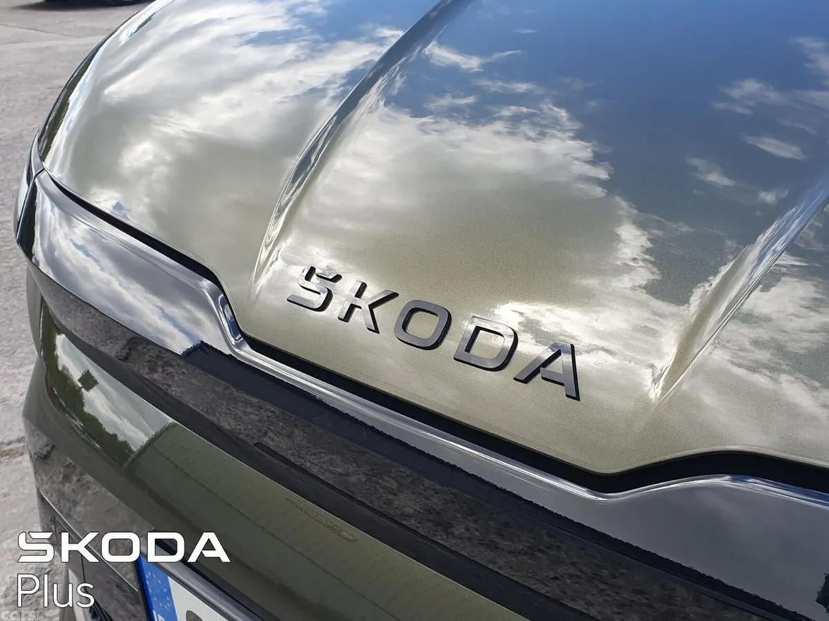 Skoda Enyaq SUV, Electric, 2025, Green