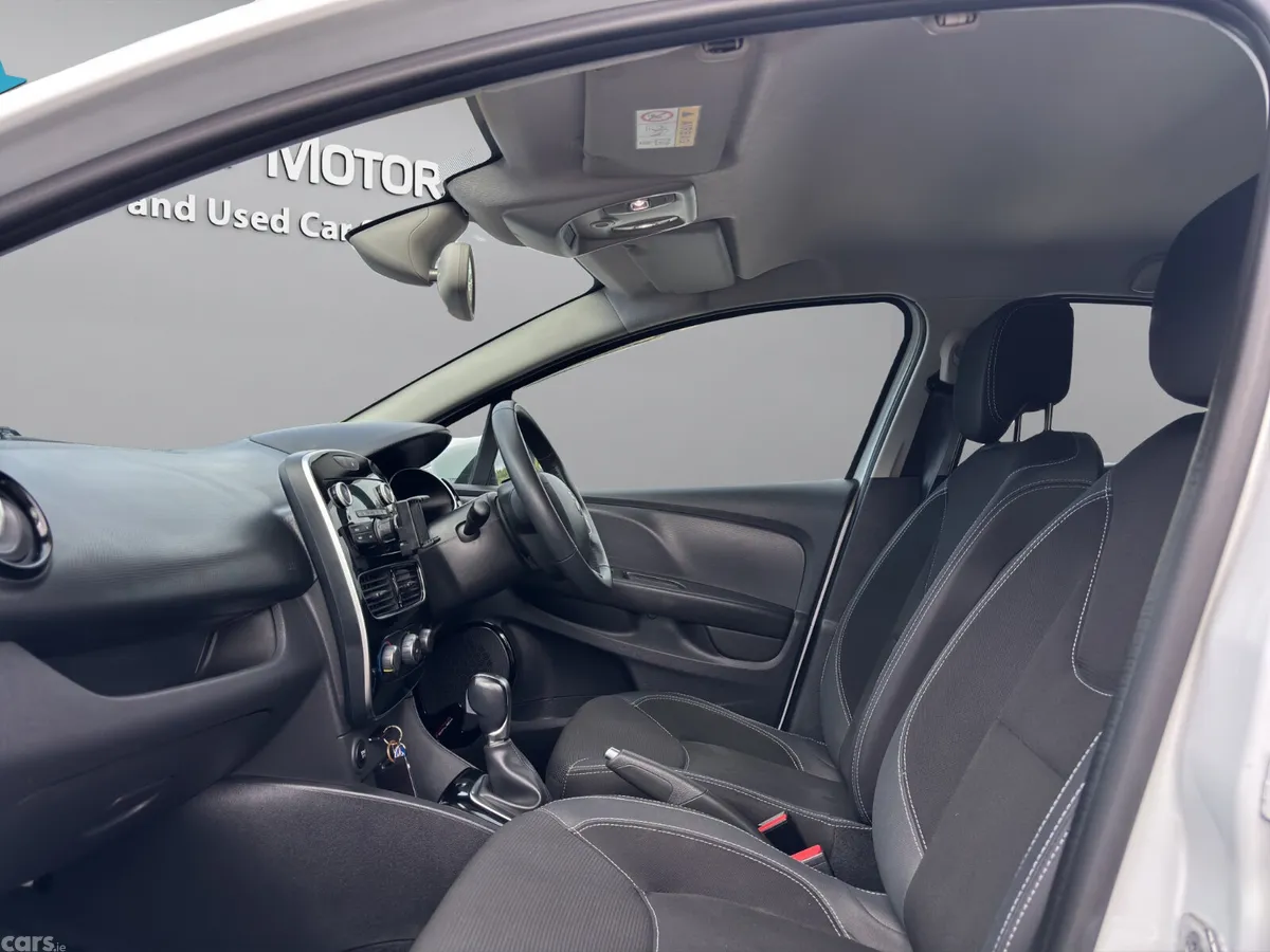 Renault Clio Hatchback, Petrol, 2018, White