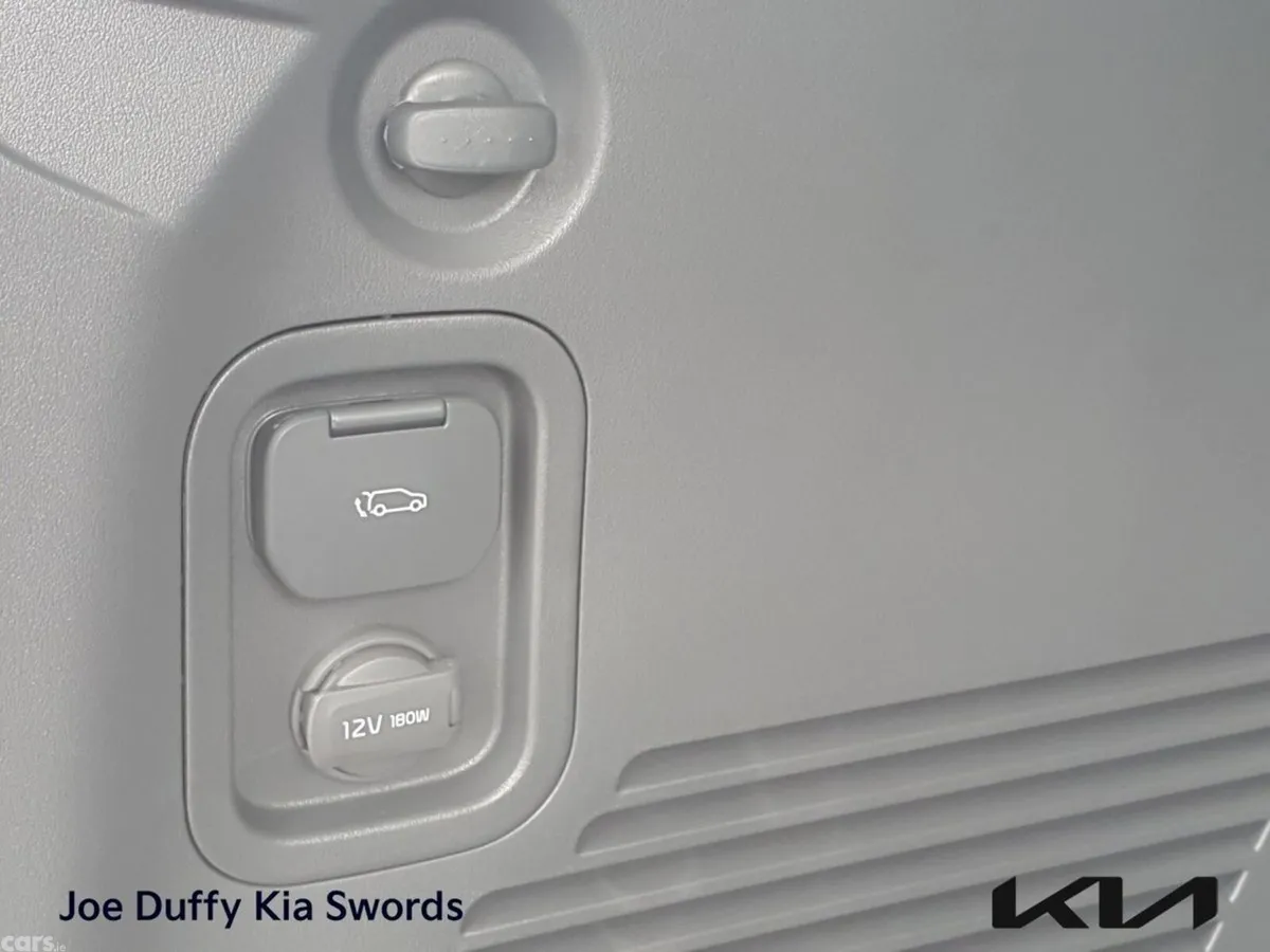 Kia EV9 MPV, Electric, 2026, Grey