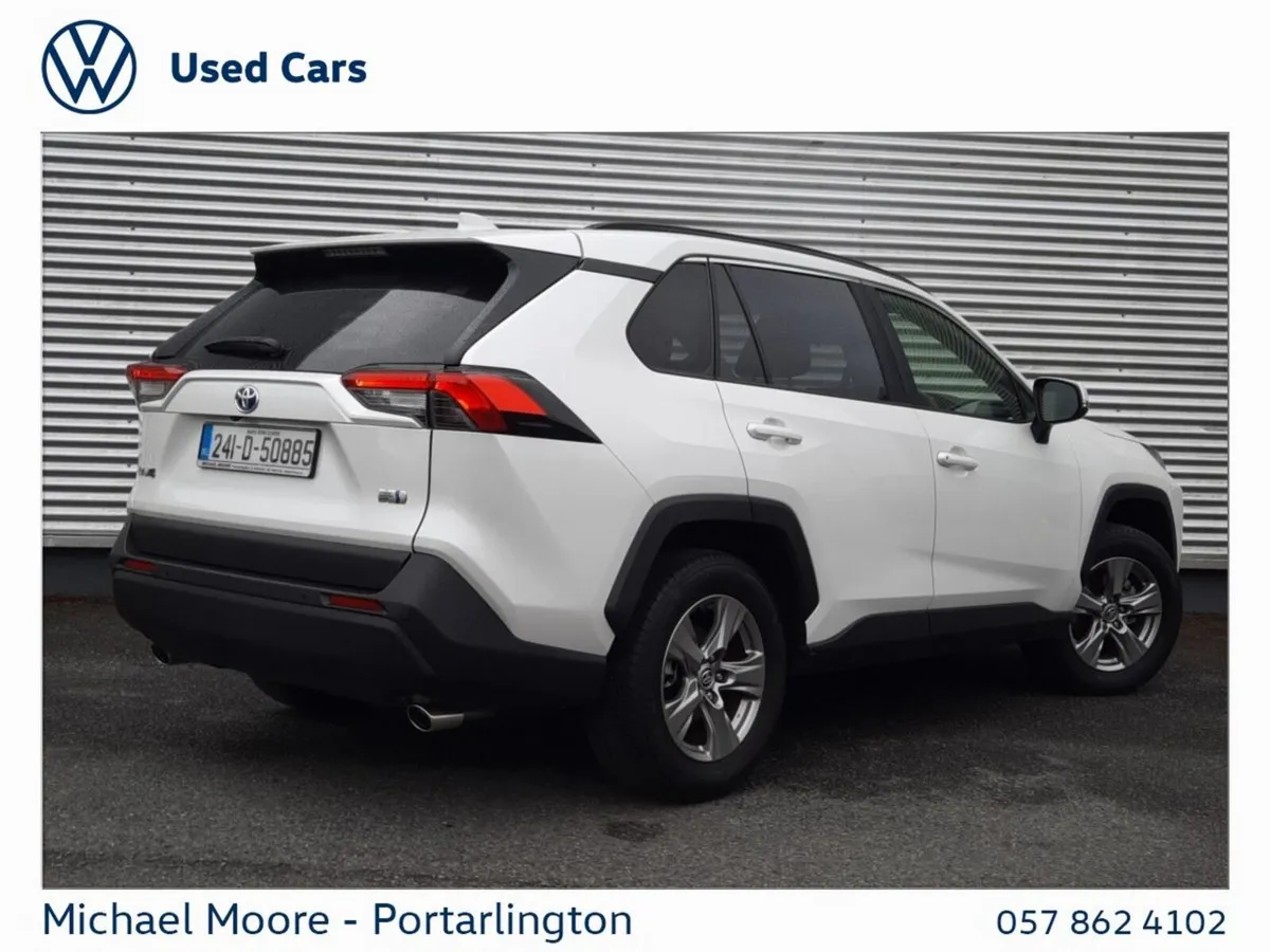 Toyota RAV4 SUV, Petrol Hybrid, 2024, White
