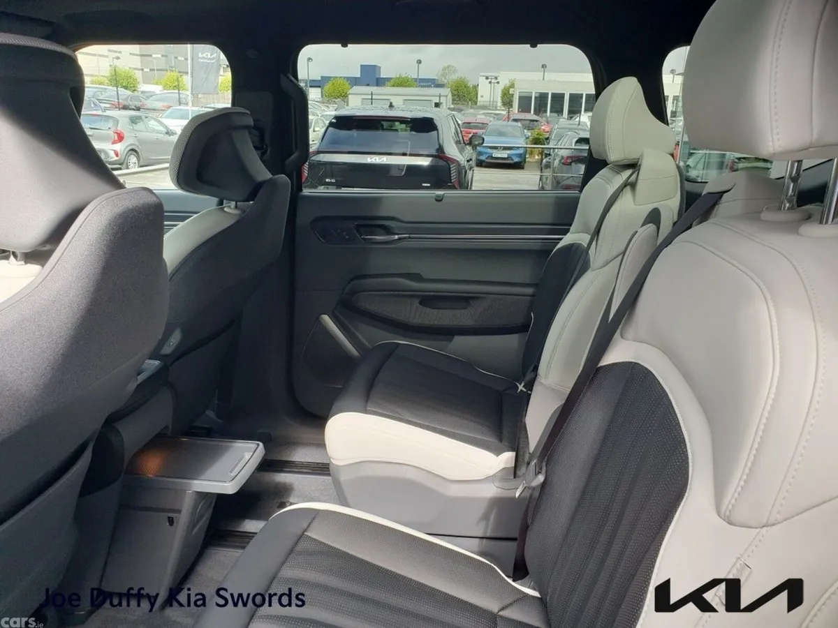 Kia EV9 MPV, Electric, 2026, Grey