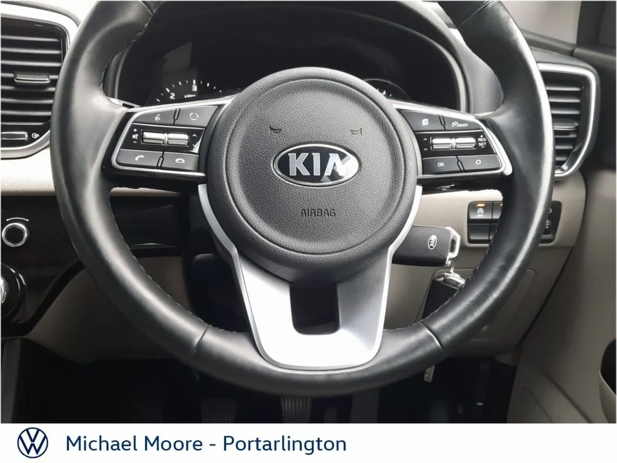 Kia Sportage SUV, Diesel Hybrid, 2021, Grey