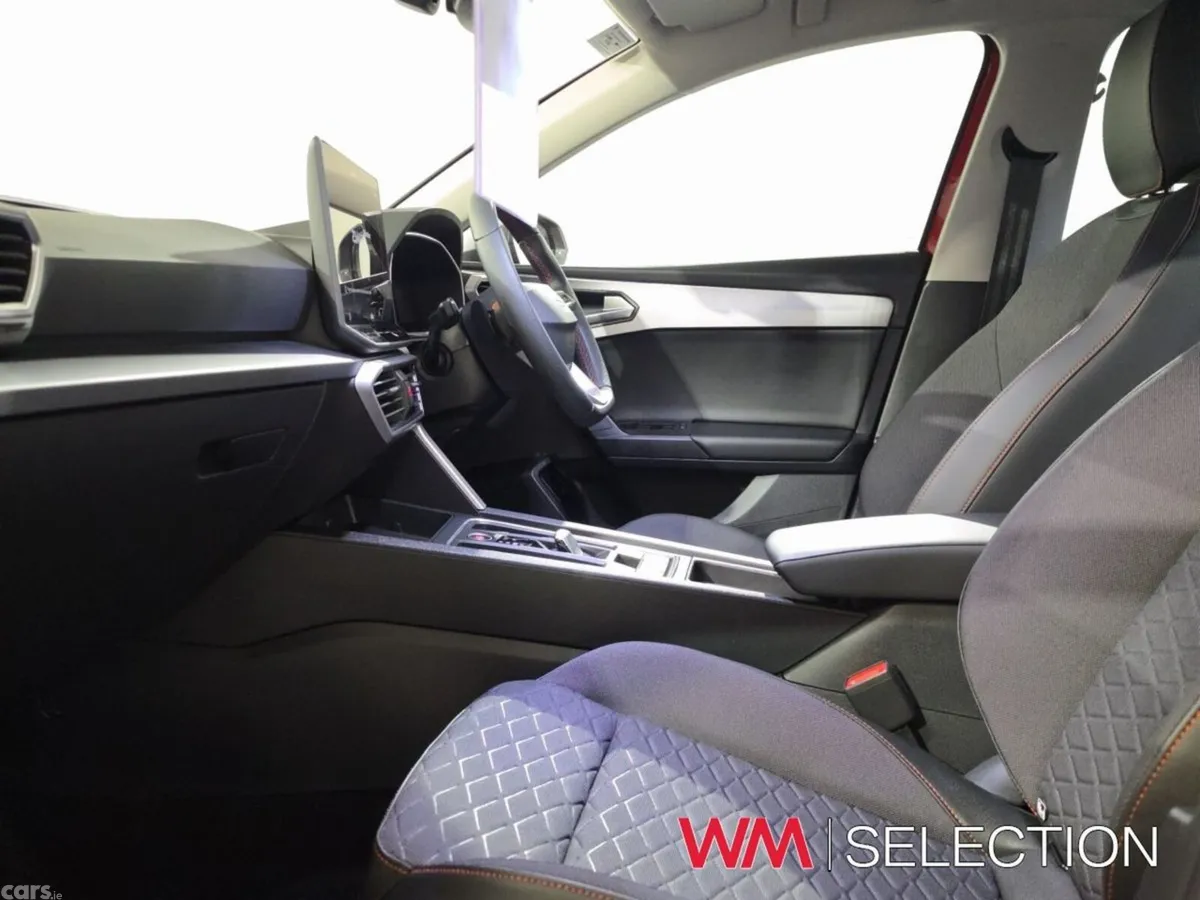 SEAT Leon Hatchback, Petrol Plug-in Hybrid, 2025, Red