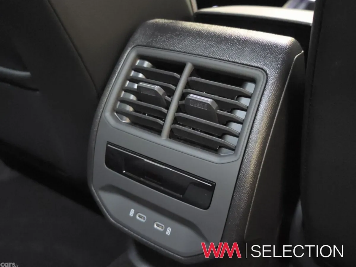SEAT Leon Hatchback, Petrol Plug-in Hybrid, 2025, Red