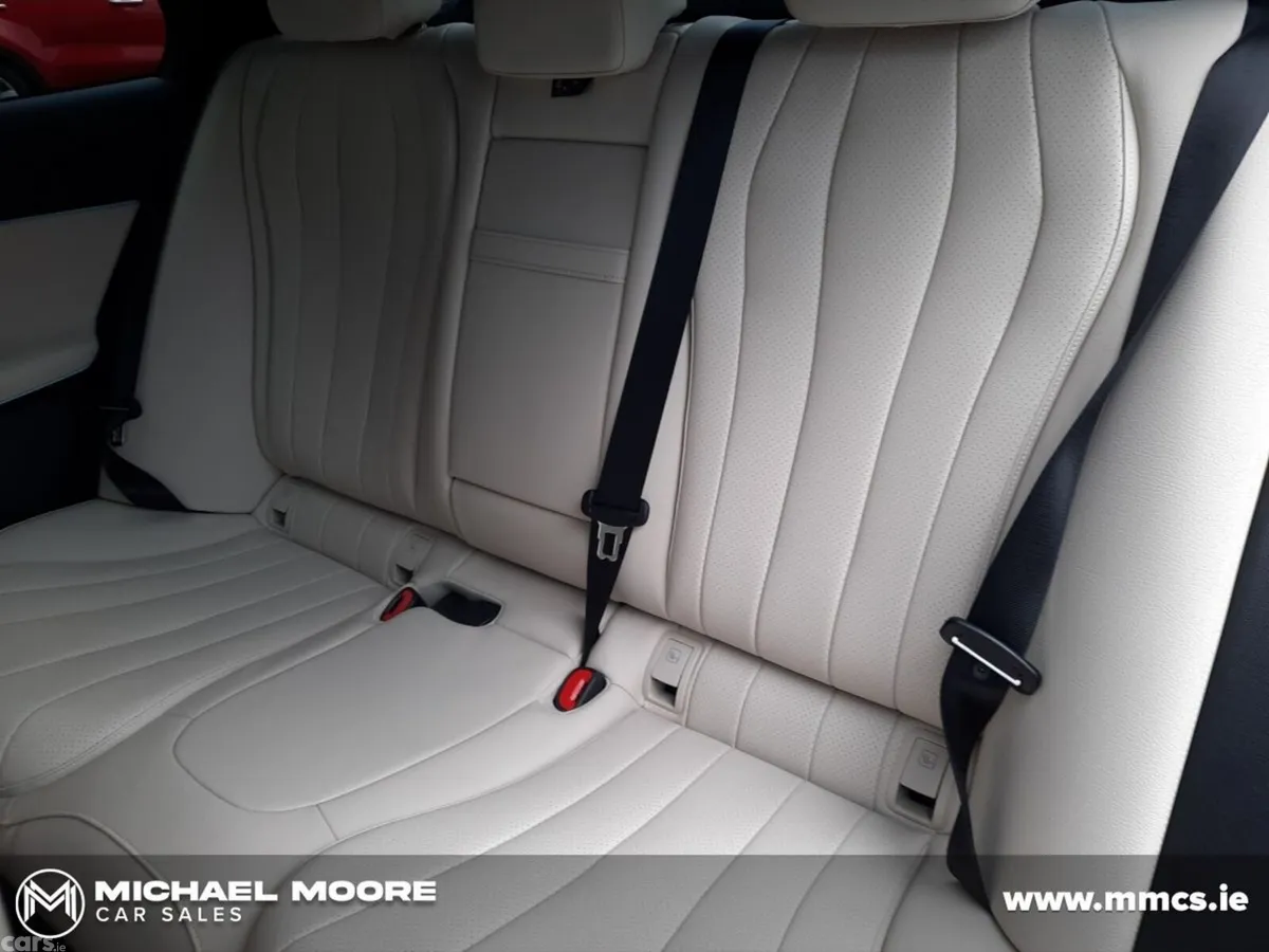 Mercedes-Benz E-Class Saloon, Diesel Plug-in Hybrid, 2025, Black