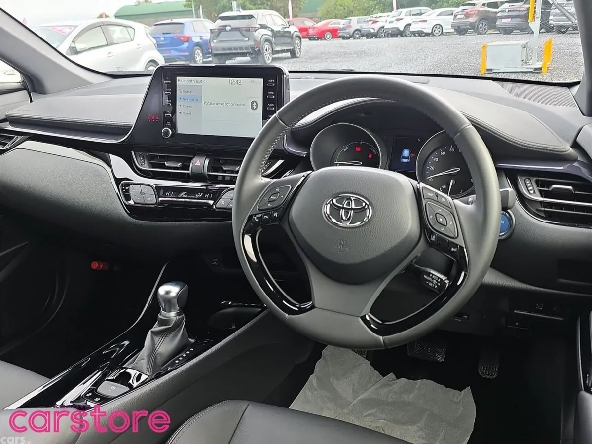 Toyota C-HR Hatchback, Petrol Hybrid, 2022, White
